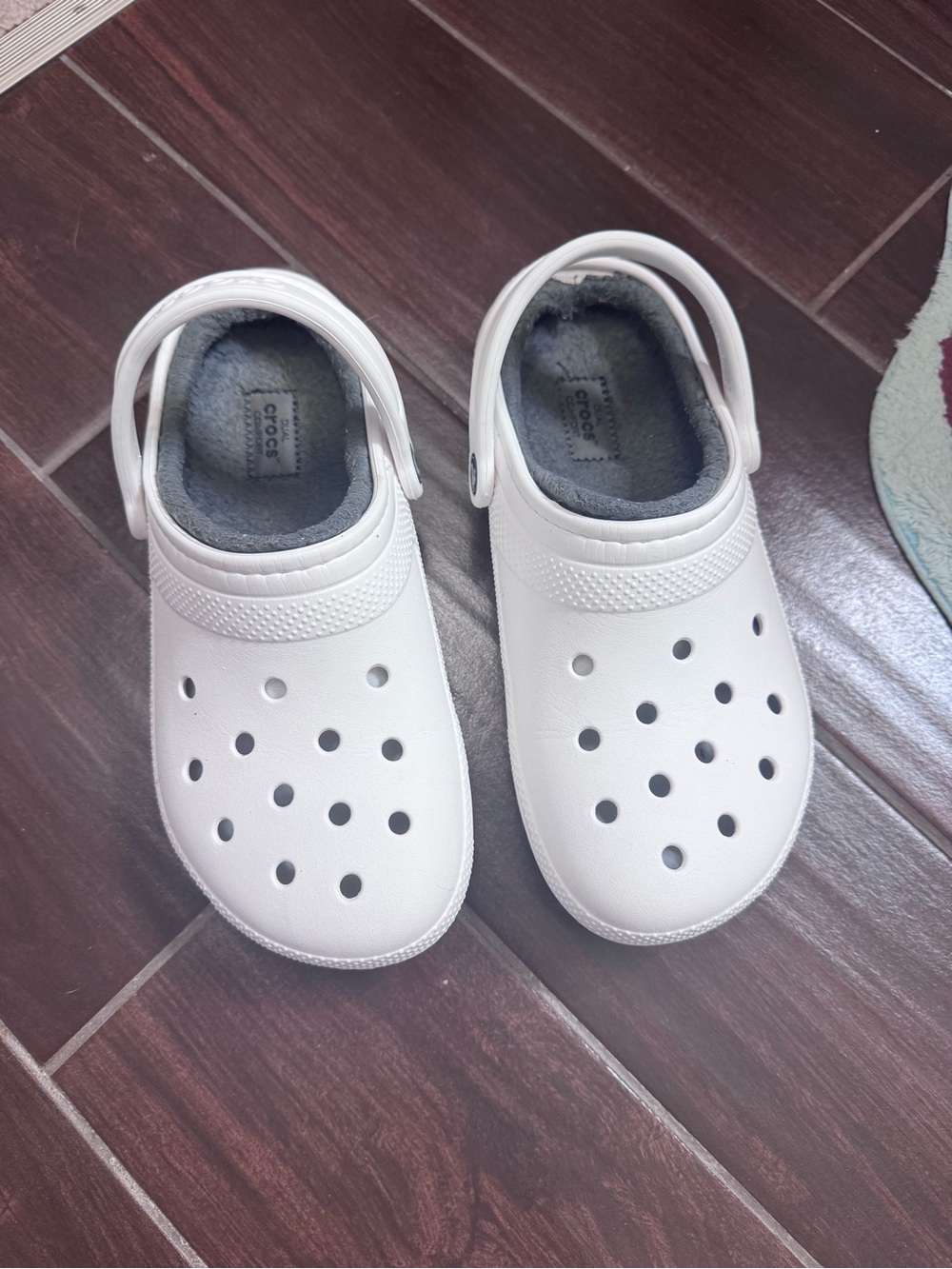 Crocs Fur Lined  - White M6/W8